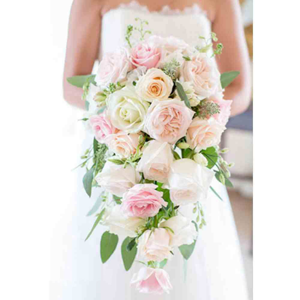 کدام سبک دسته گل عروس را دوست دارید؟