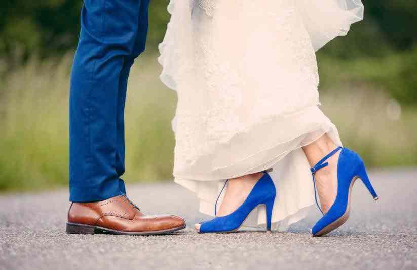 ست کردن کفش عروس با کت و شلوار داماد