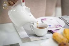 تصویر بند انگشتی پذیرایی با چای، آبمیوه و شیرینی در عمارت عقد نیکان کرج