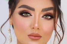 تصویر بند انگشتی شینیون بسته