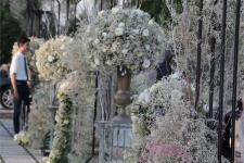 تصویر بند انگشتی گل آرایی کلاسیک در باغ تالار شهرزاد (مایا سابق)