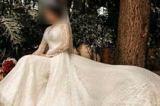 تصویر بند انگشتی لباس عروس دنباله جدا
