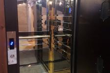 تصویر بند انگشتی آسانسور اختصاصی تالار رویای آبی