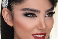 تصویر بند انگشتی میکاپ کلاسیک